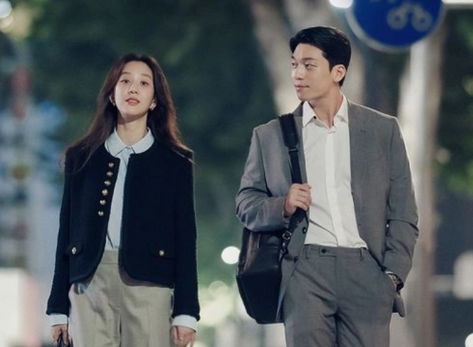 水瓶座肢体接触