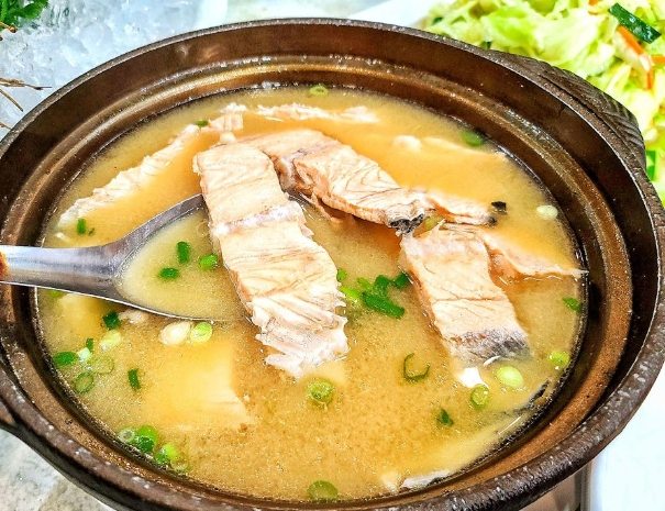 龜吼漁港美食