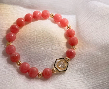 紅紋石如何配搭