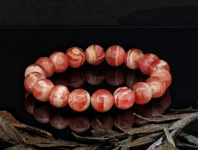 紅紋石飾品配搭