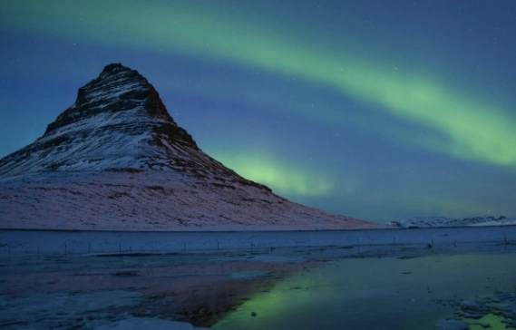 冰島看極光時間
