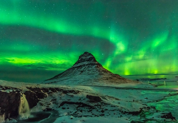 冰島看極光時間